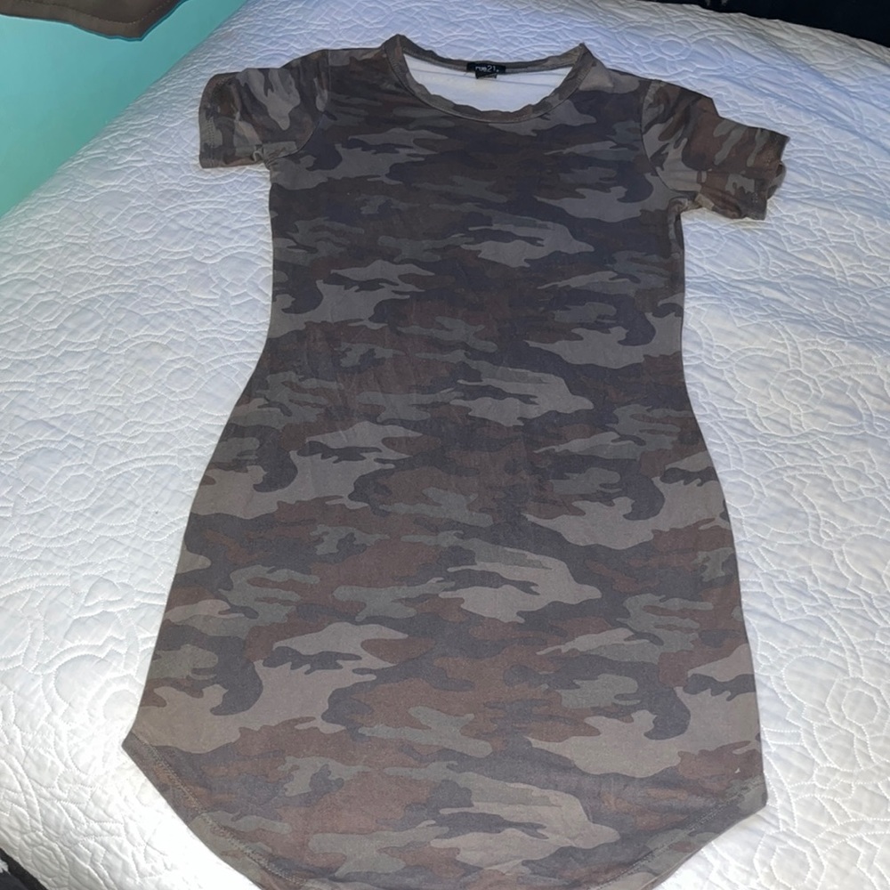 Short sleeve camouflage dress